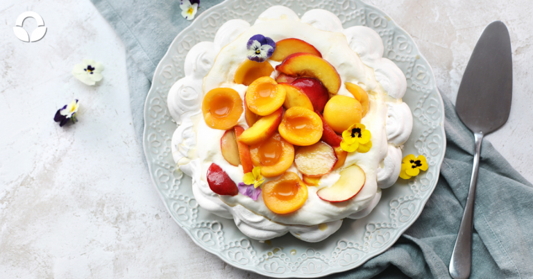 Easy Summer Pavlova